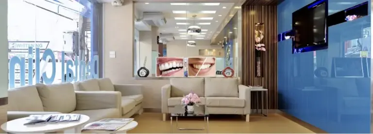 Reception and waiting area at Smile Dental Center Pattaya